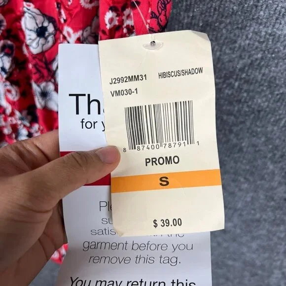 NWT Eyeshadow Red Floral Halter Romper Sz S Play Suit Boho - Picture 5 of 10